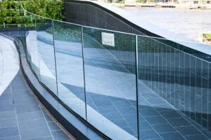 info-300-200 image of tempered laminated glass railing