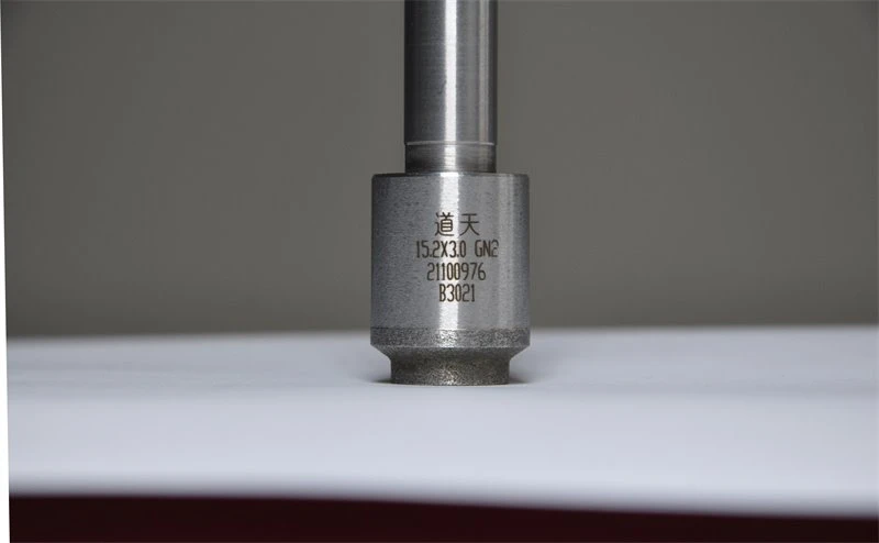 Taisna kāta diamona urbuma bits